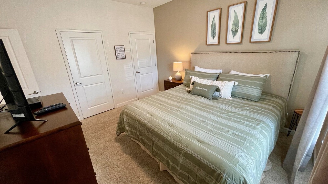 Photo of Bedroom in Davenport