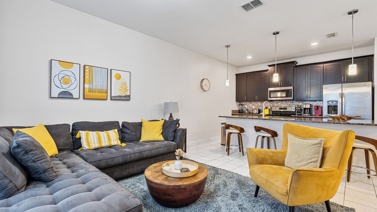 Photo of Livingroom in Davenport