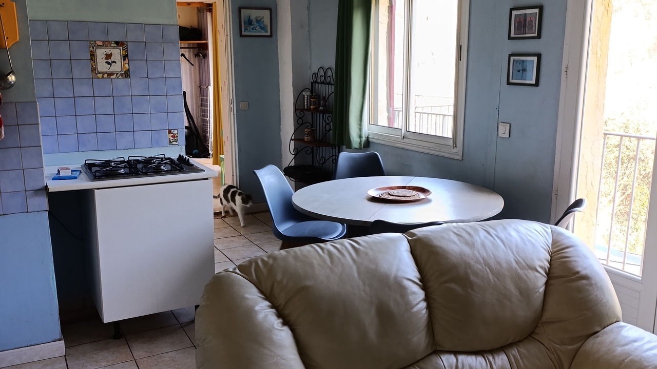 Photo of Livingroom in Les Mayons