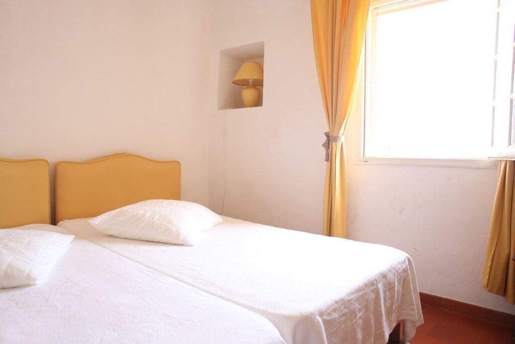 Photo of Bedroom in La Cadiere-d'Azur