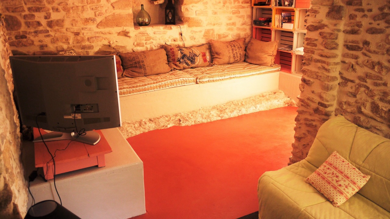 Photo of Livingroom in Fontaine-de-Vaucluse