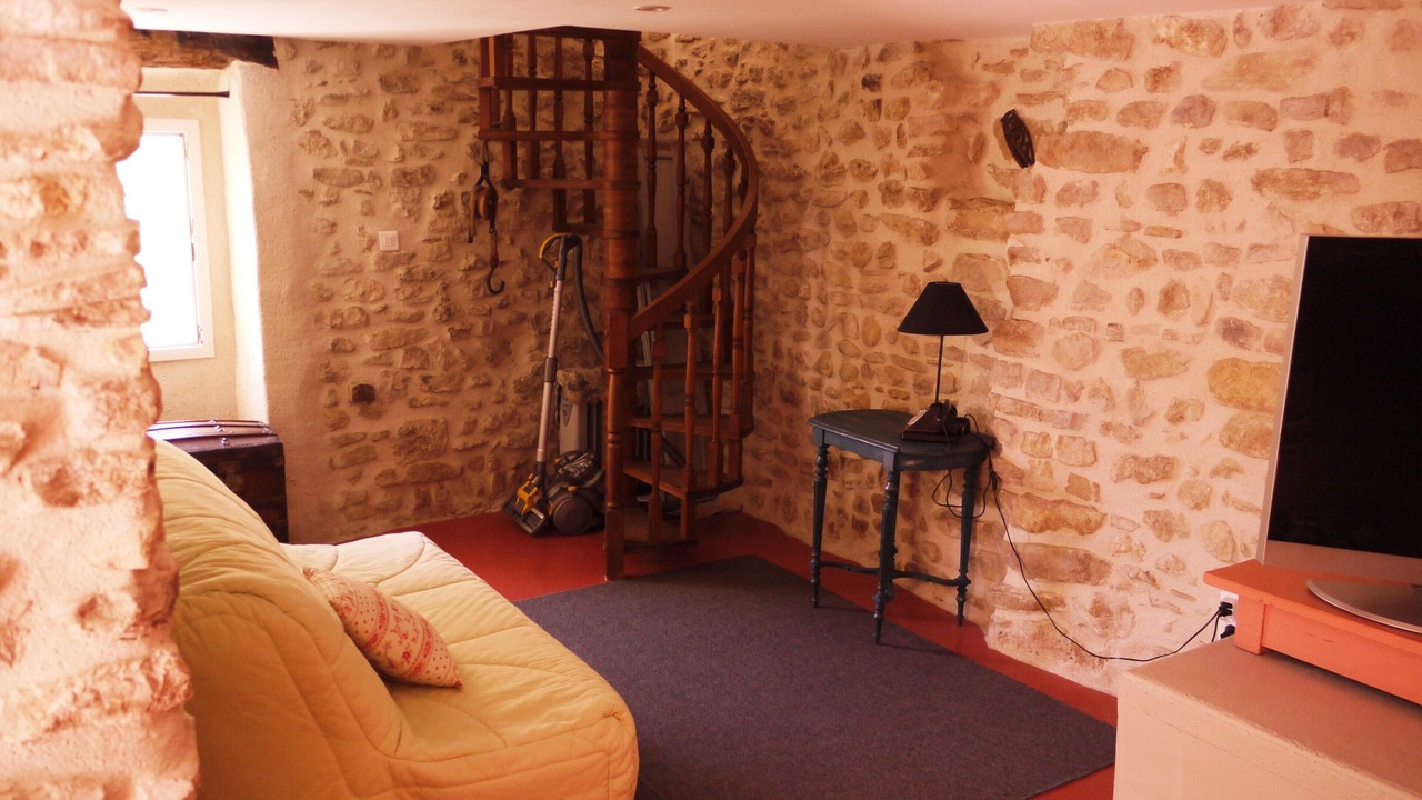Photo of Livingroom in Fontaine-de-Vaucluse