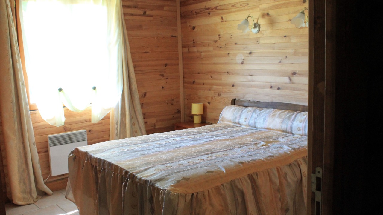 Photo of Bedroom in Saint-Leger-les-Melezes