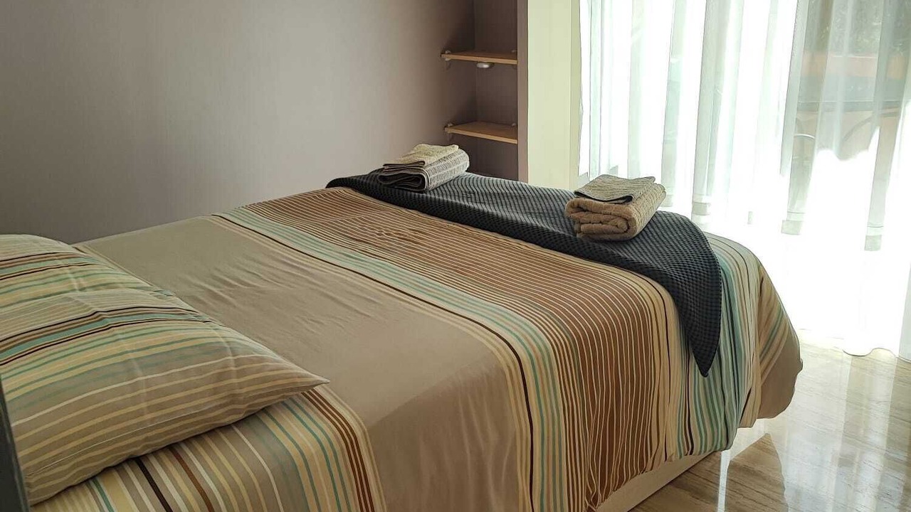 Photo of Bedroom in California - Pezou