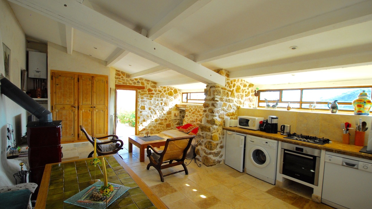 Photo of Kitchen in Aups