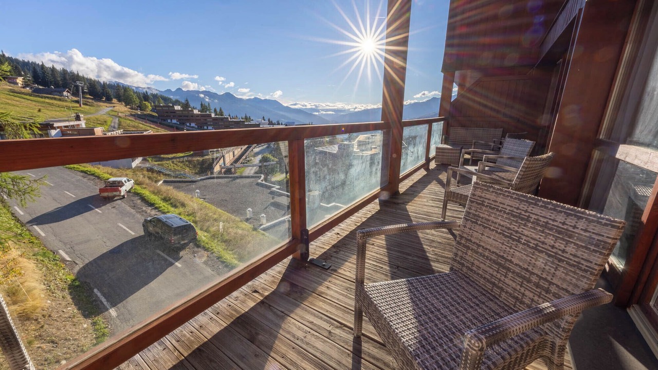 Photo of Patio Balcony in Arc-1600