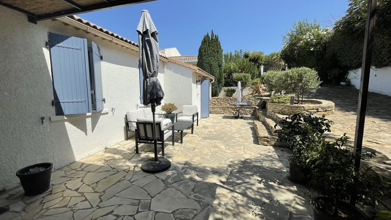 Photo of Patio Balcony in Saint-Cyr-sur-Mer