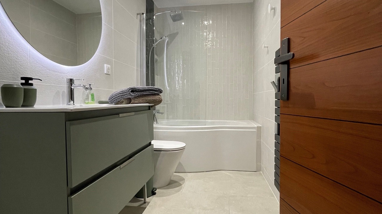 Photo of Bathroom in Saint-Cyr-sur-Mer