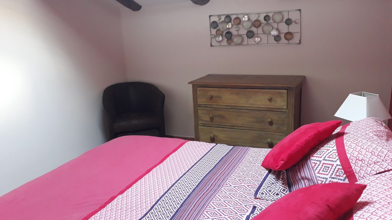 Photo of Bedroom in Saint-Julien
