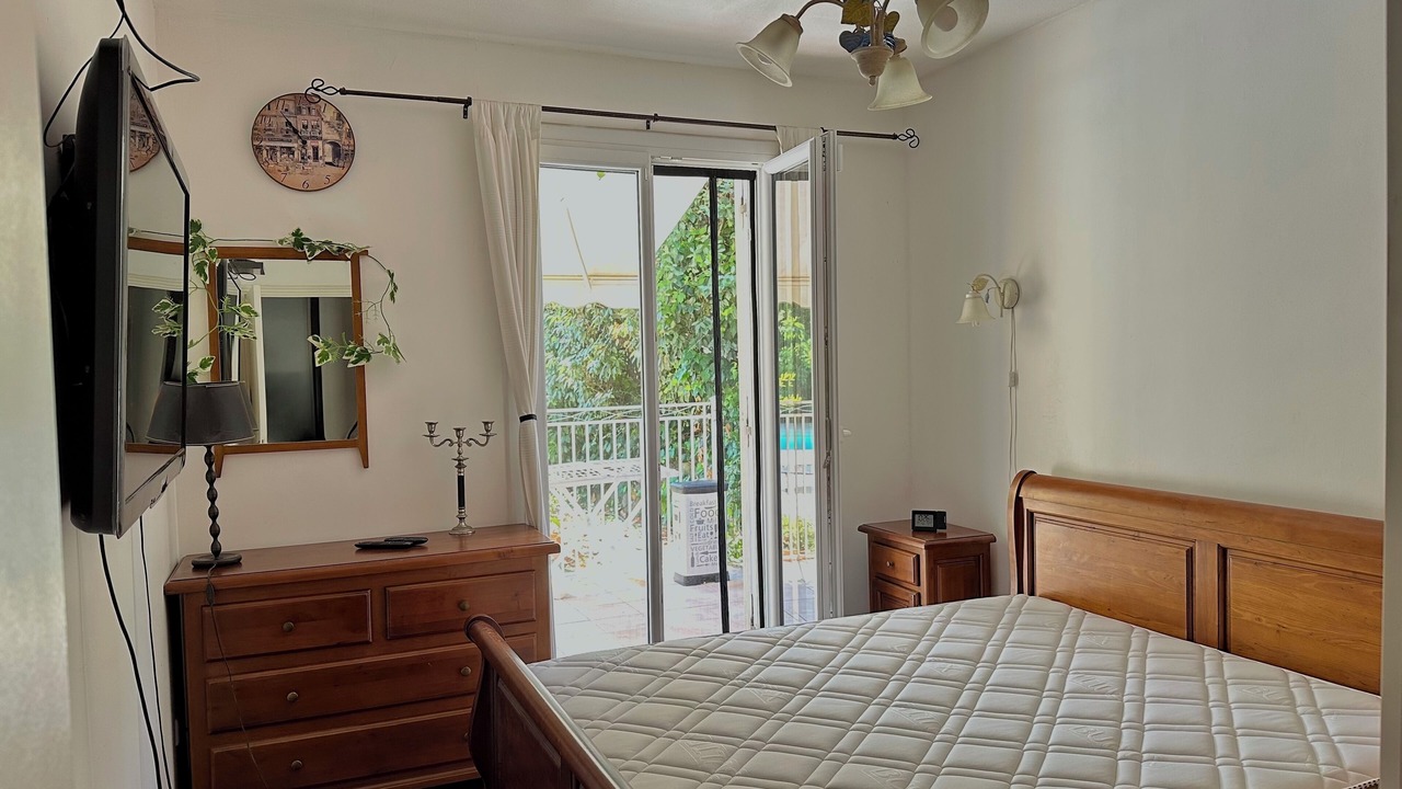 Photo of Bedroom in Villeneuve-Loubet