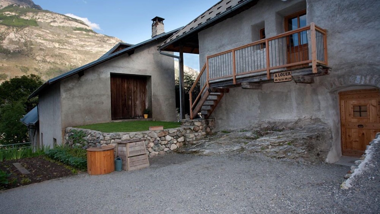 Photo of Outdoor in LʼArgentiere-la-Bessee