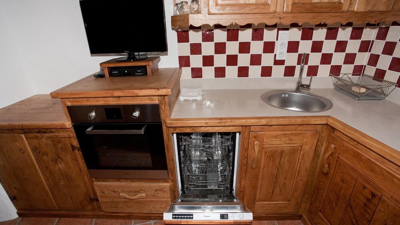 Photo of Kitchen in LʼArgentiere-la-Bessee