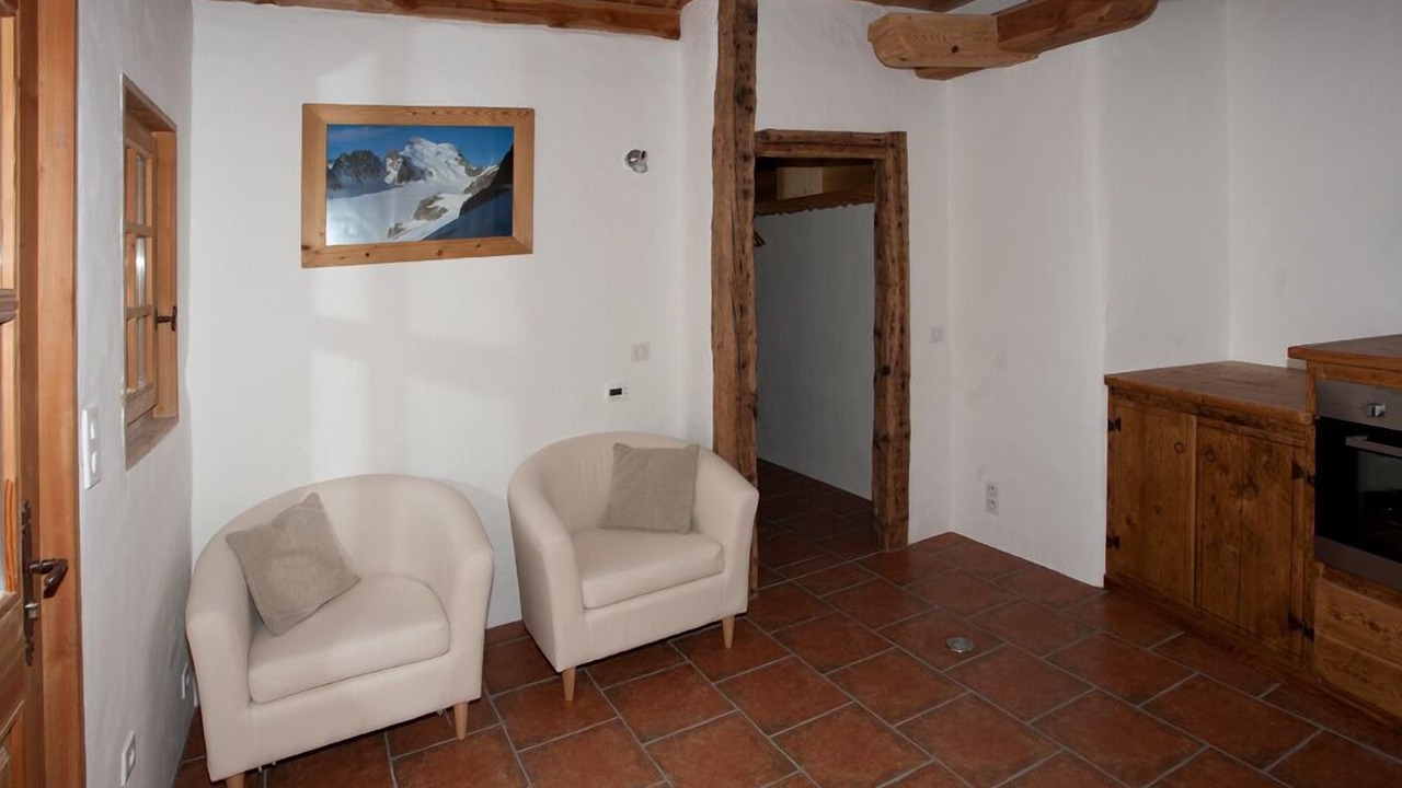 Photo of Livingroom in LʼArgentiere-la-Bessee