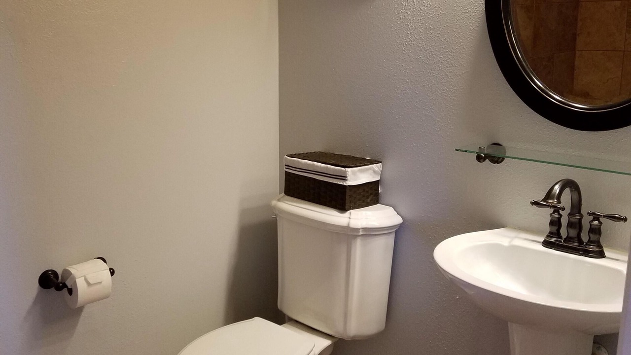 Photo of Bathroom in South Pointe of Tampa