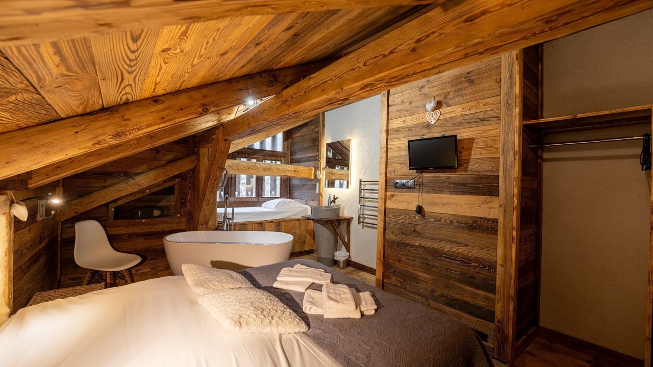 Photo of Bedroom in Abondance