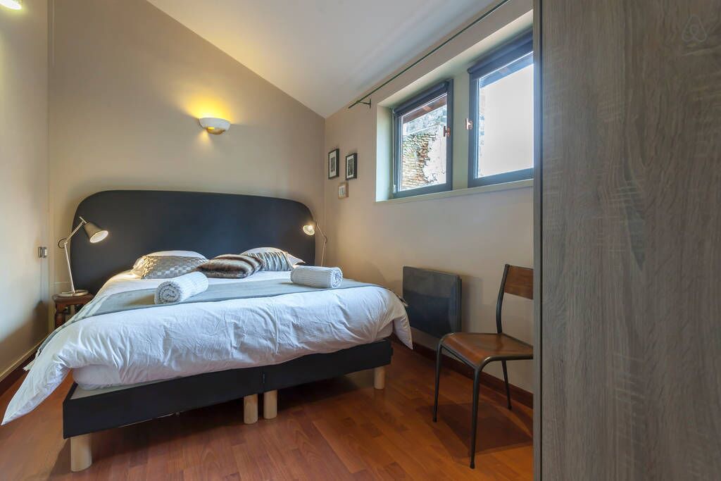Photo of Bedroom in 1st Arrondissement