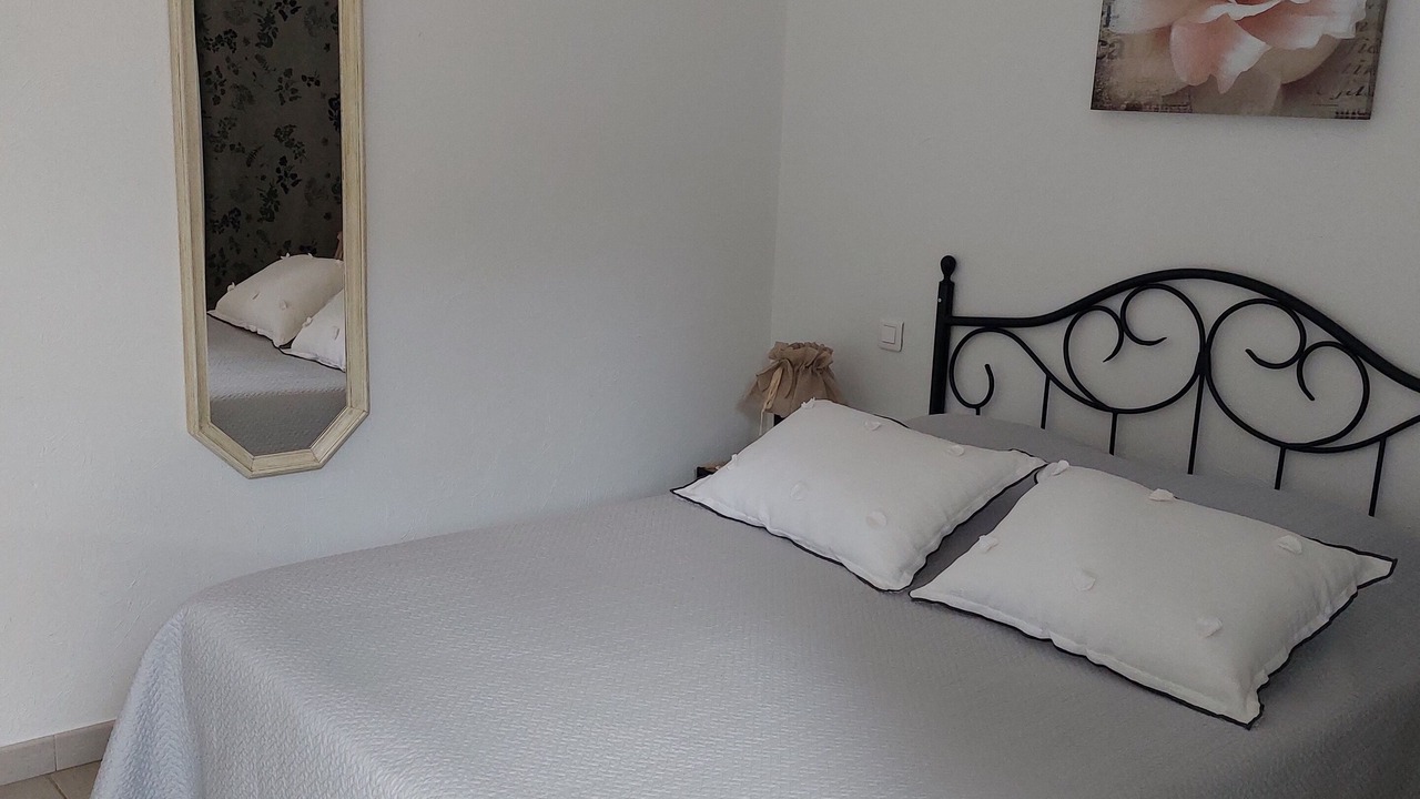 Photo of Bedroom in Castellane