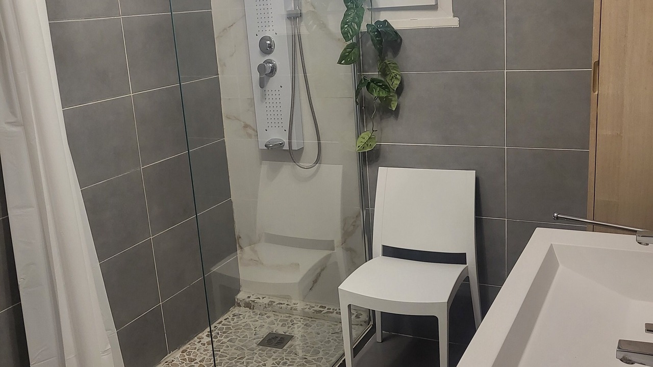 Photo of Bathroom in Cabasse