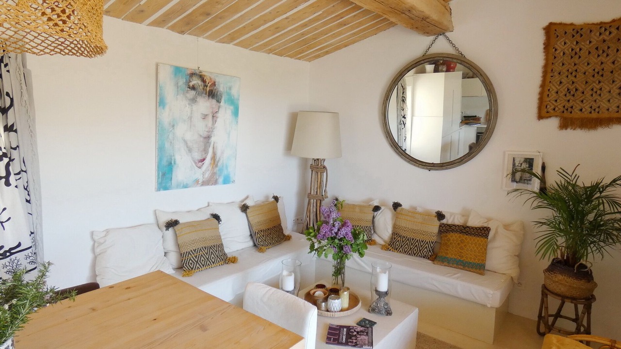 Photo of Livingroom in Ansouis
