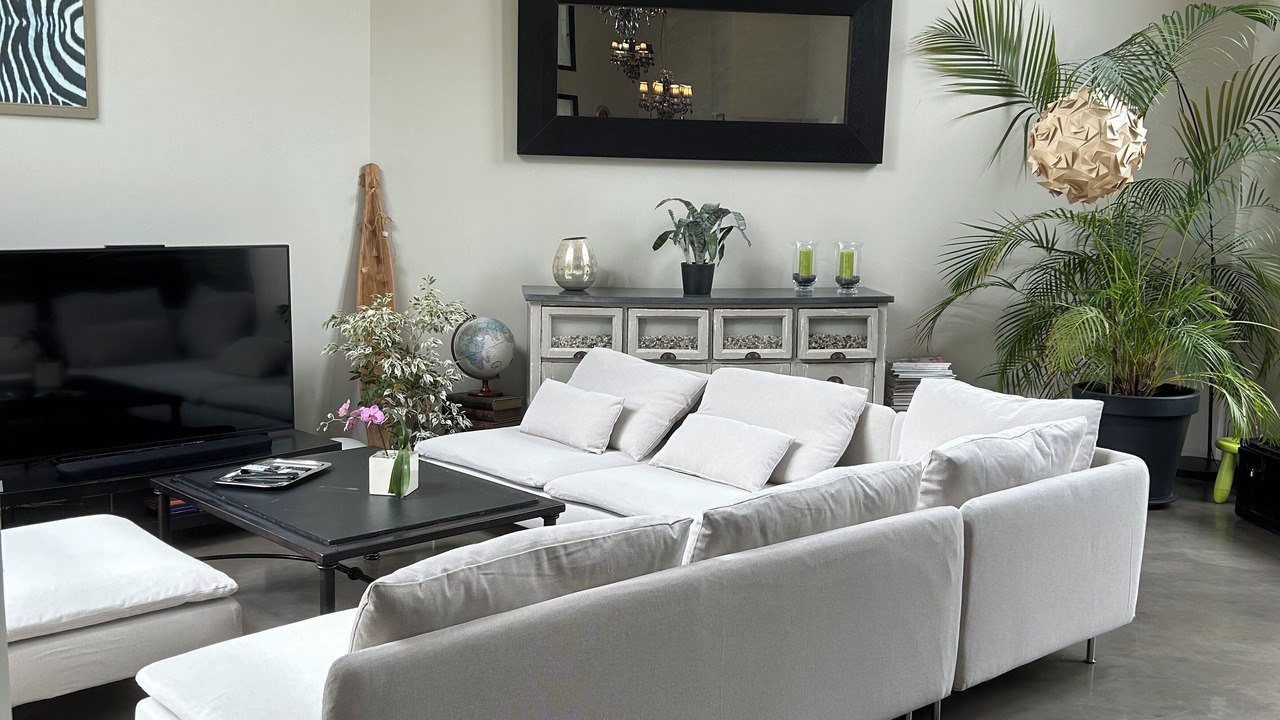 Photo of Livingroom in Saint-Marc-Jaumegarde