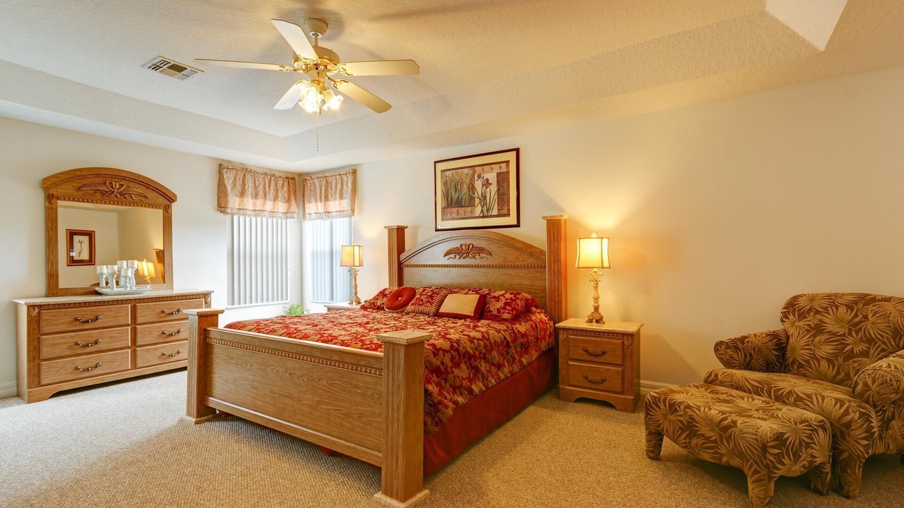 Photo of Bedroom in Windwood Bay