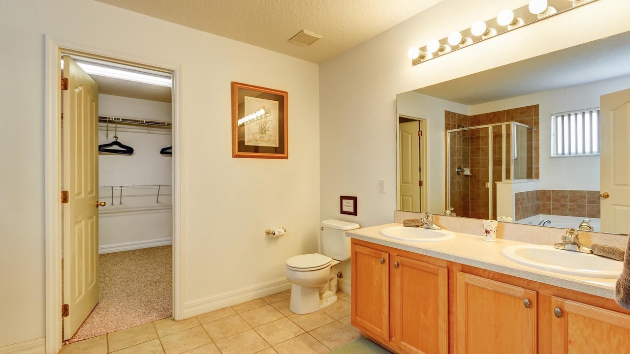 Photo of Bathroom in Windwood Bay