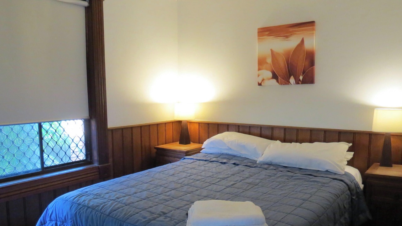 Photo of Bedroom in Mermaid Waters