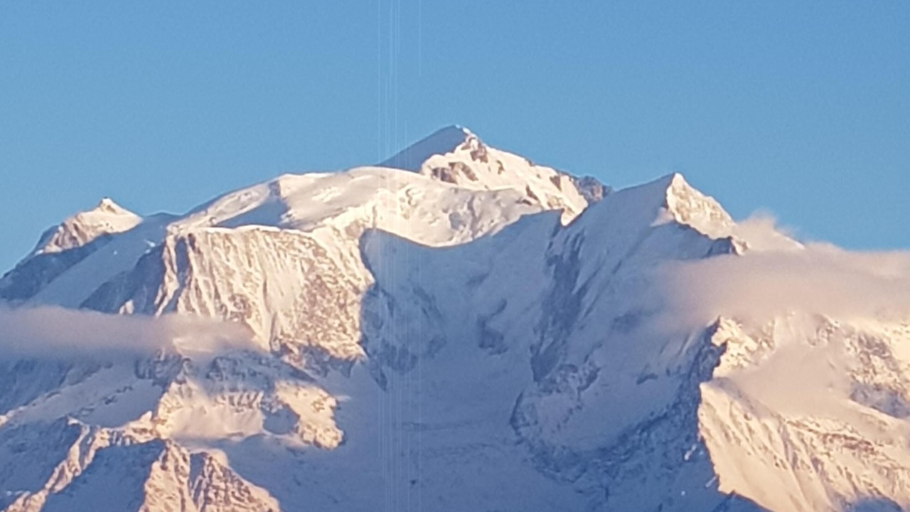 Photo of Outdoor in Cordon