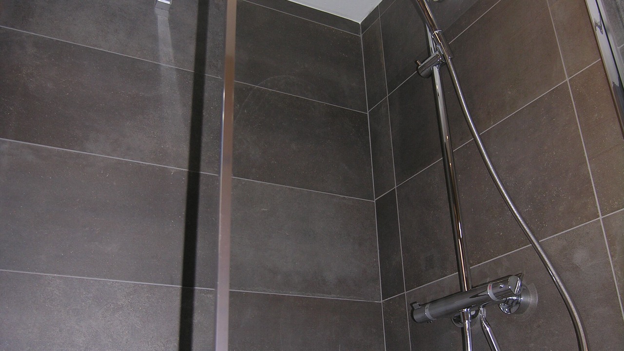 Photo of Bathroom in Thones