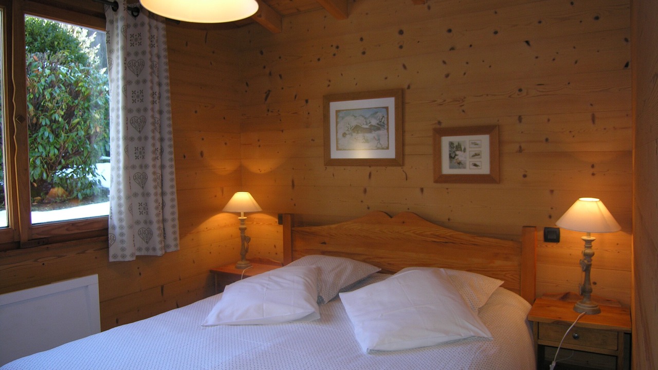 Photo of Bedroom in Thones