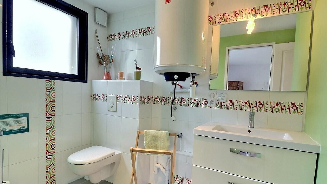 Photo of Bathroom in Aubenas