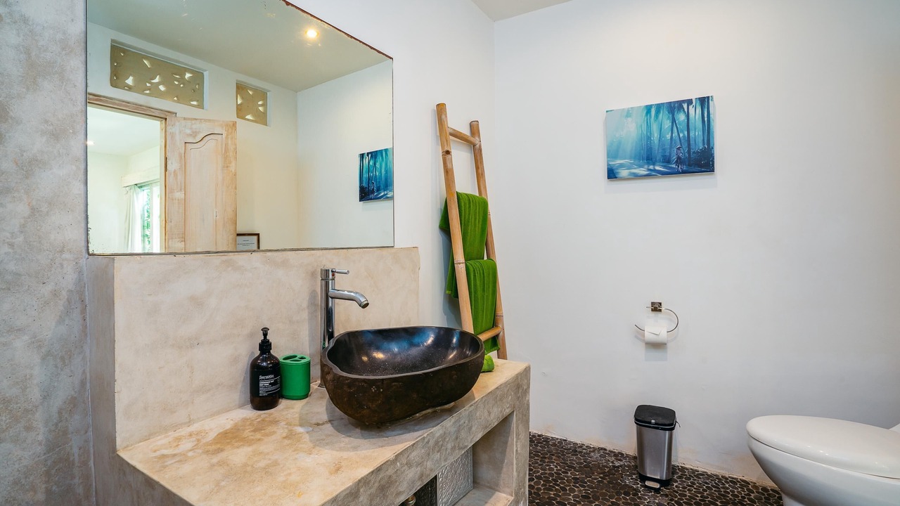 Photo of Bathroom in Drupadi
