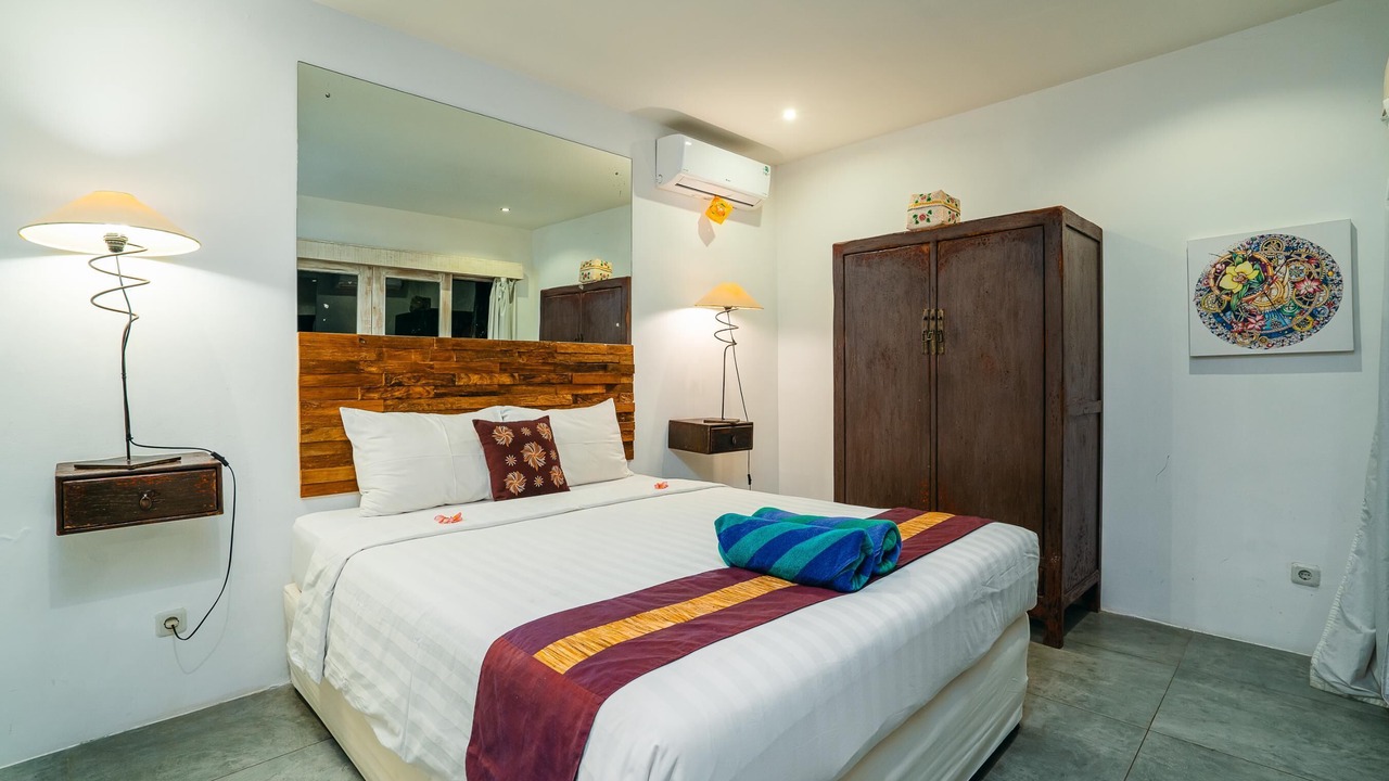 Photo of Bedroom in Drupadi