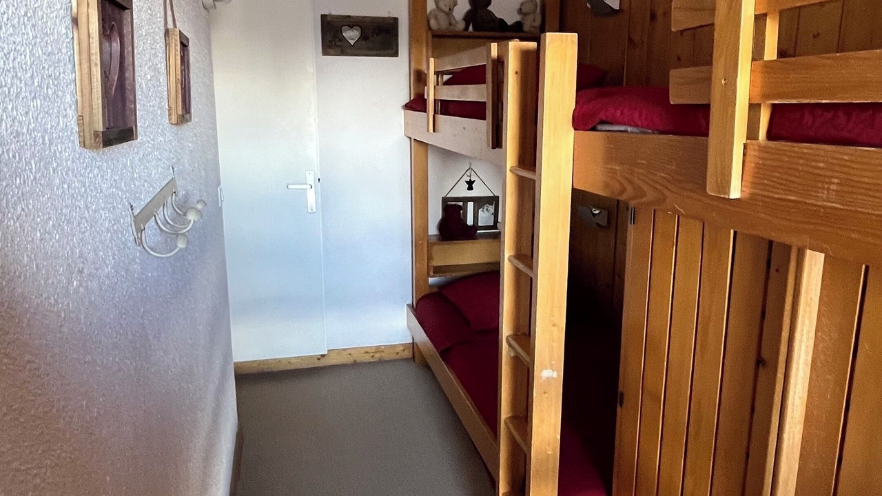 Photo of Bedroom in Arc-1600