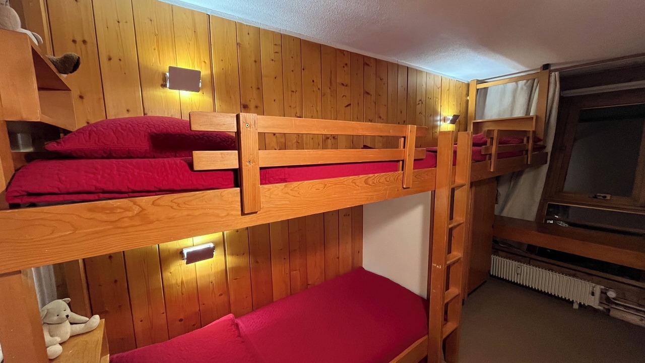 Photo of Bedroom in Arc-1600
