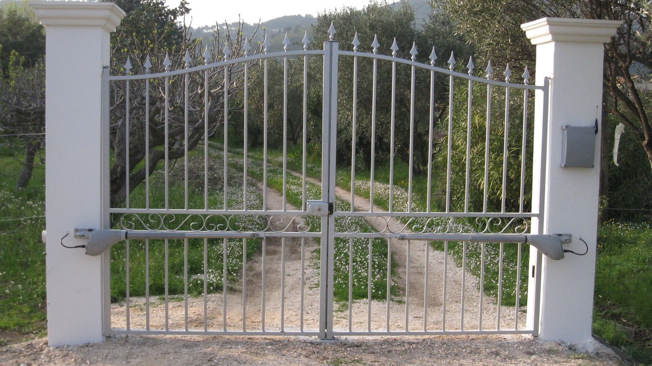 Photo of Outdoor in Cuers