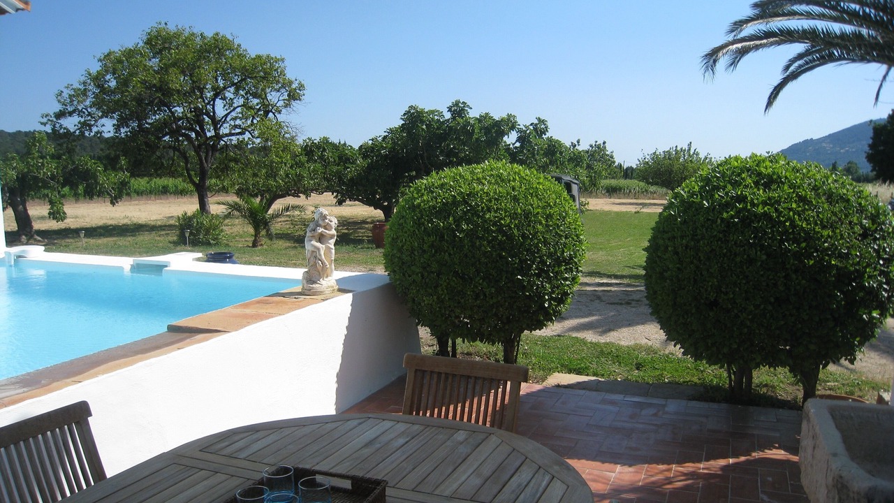 Photo of Outdoor in Cuers
