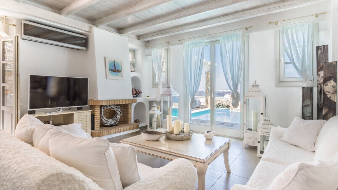 Photo of Livingroom in Akrotiri