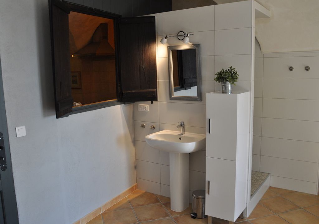 Photo of Bathroom in Saint-Cesaire-de-Gauzignan