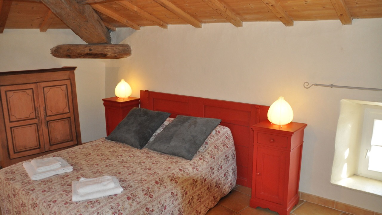 Photo of Bedroom in Saint-Cesaire-de-Gauzignan
