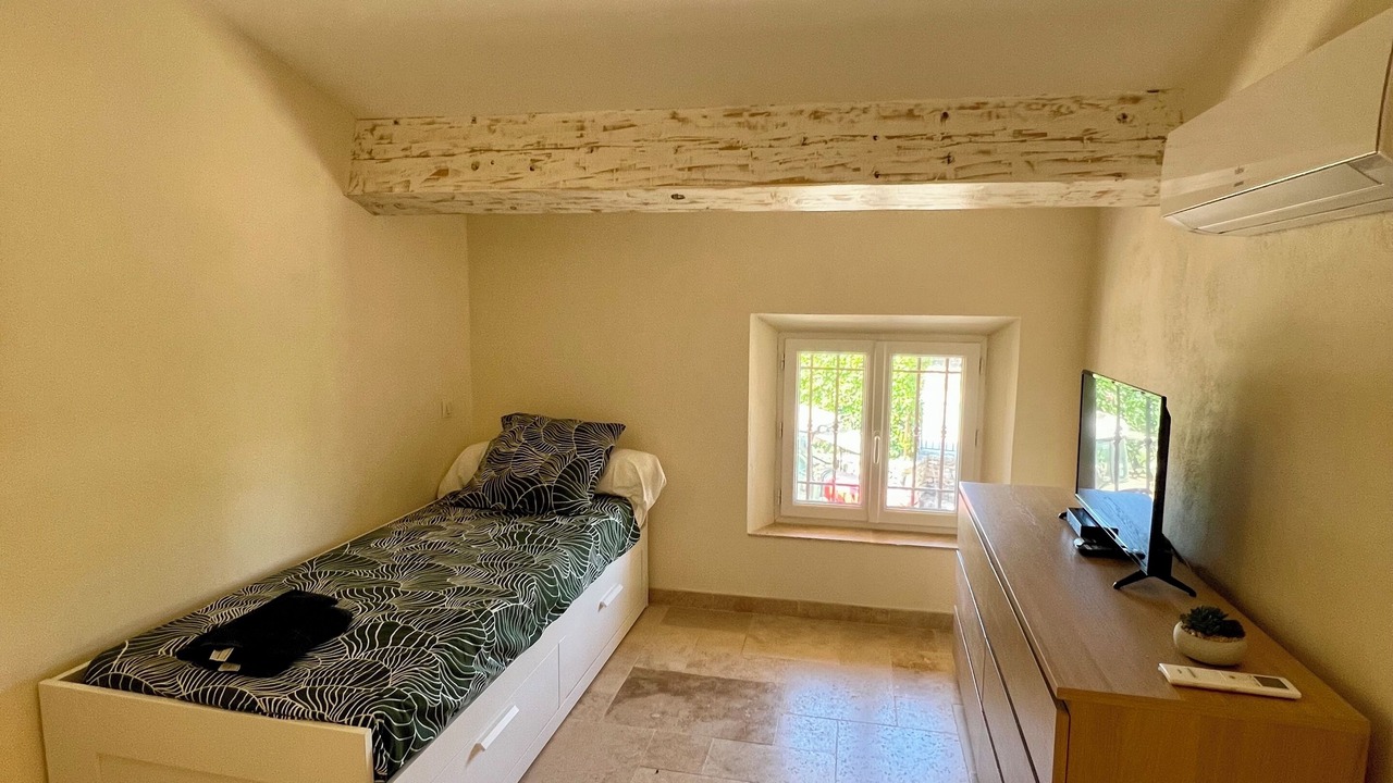 Photo of Bedroom in Le Cannet-des-Maures