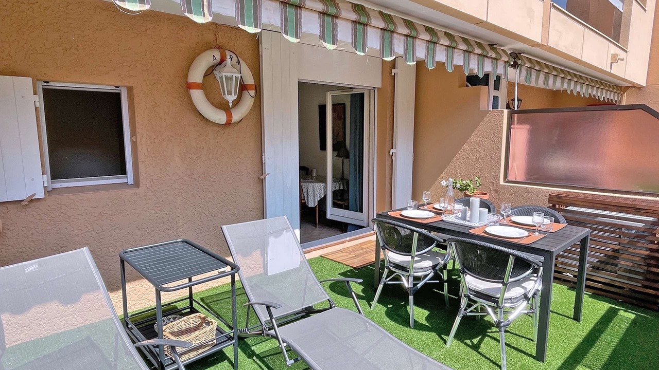 Photo of Outdoor in Sainte-Maxime City Centre