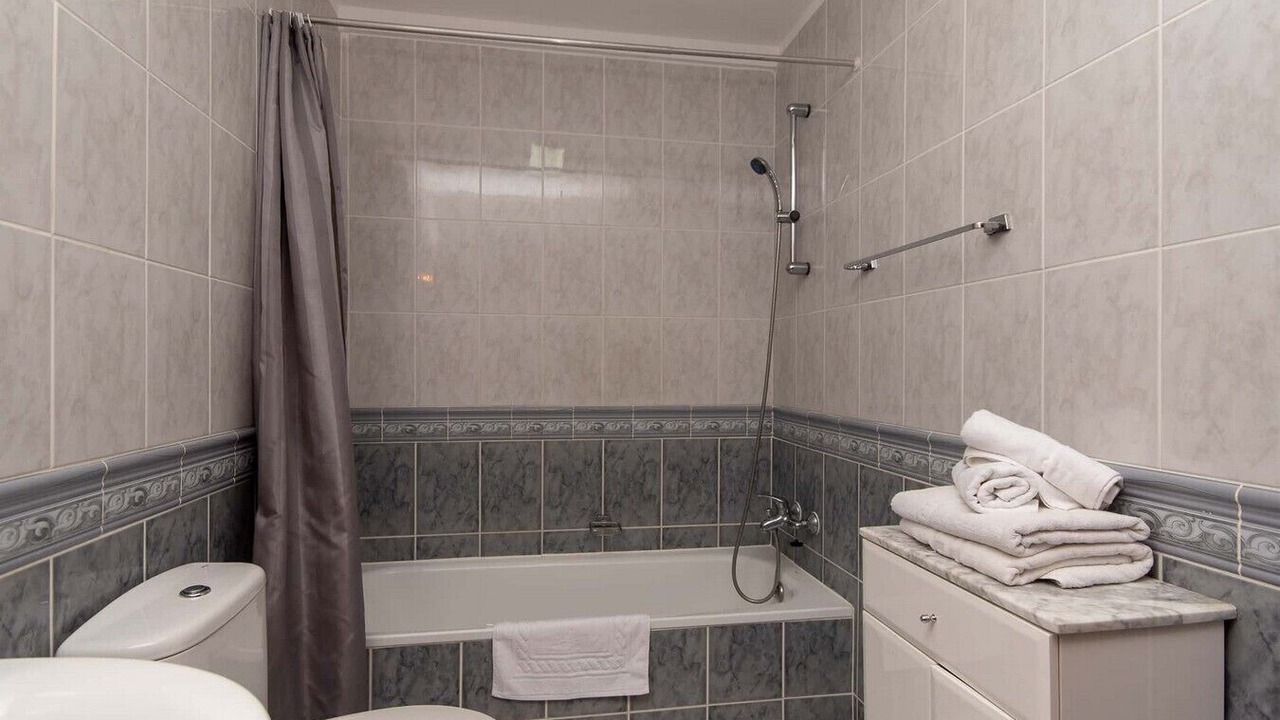 Photo of Bathroom in Los Cristianos