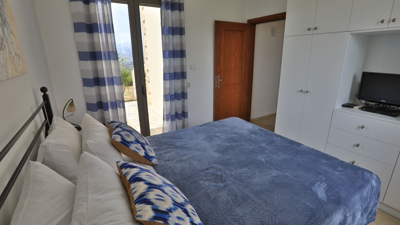 Photo of Bedroom in Monopari