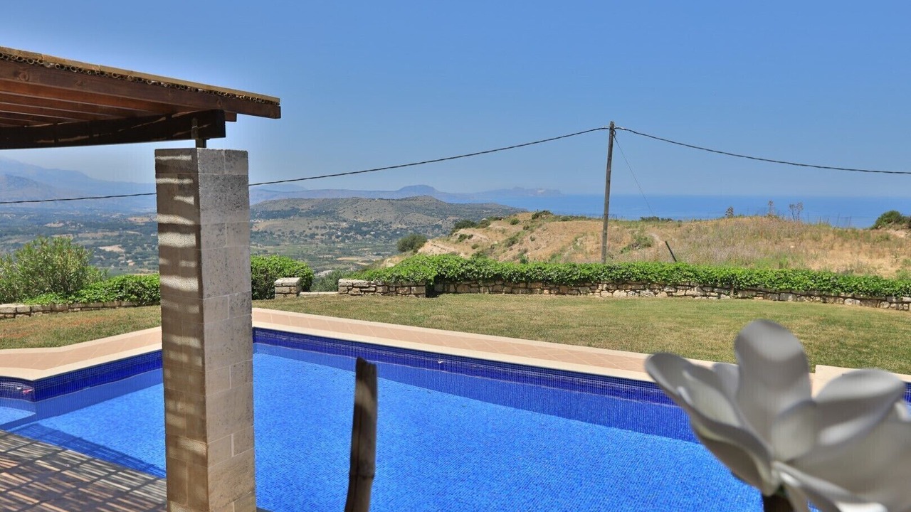 Photo of Outdoor in Monopari