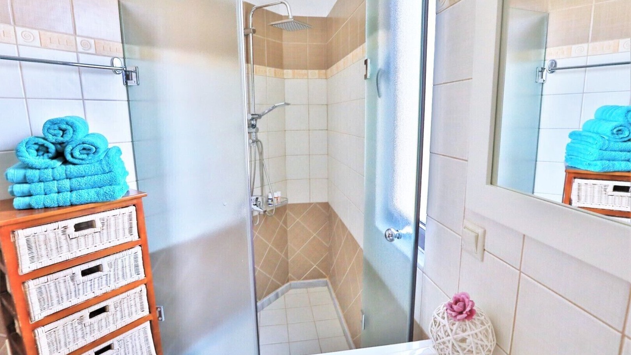 Photo of Bathroom in Monopari