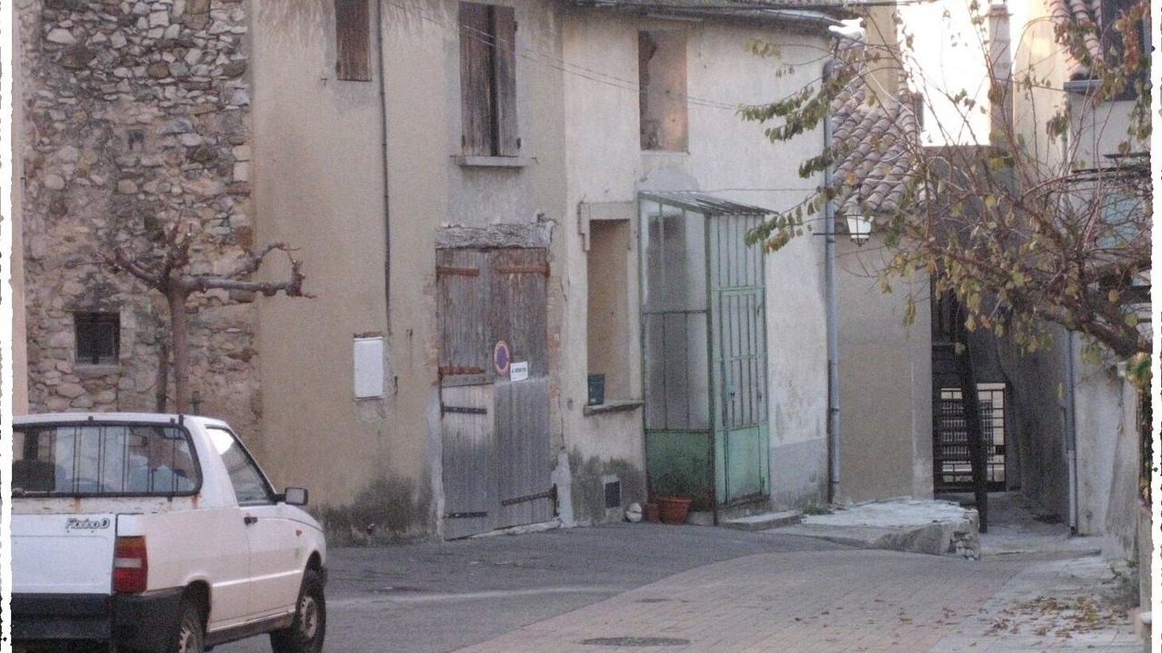 Photo of Others in Sablet