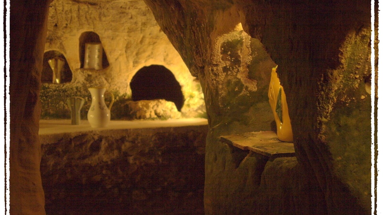 Photo of Others in Sablet