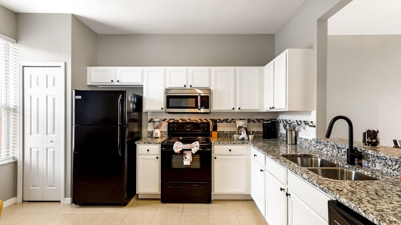 Photo of Kitchen in Regal Palms