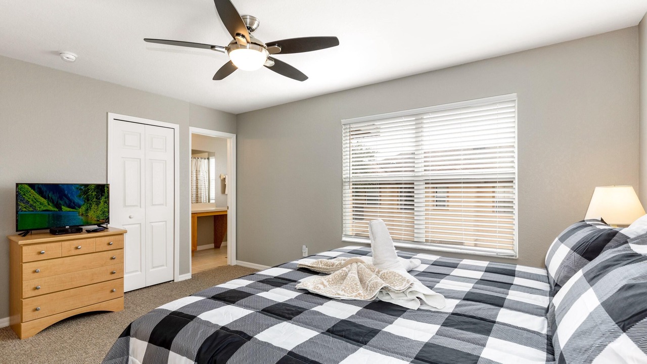 Photo of Bedroom in Regal Palms